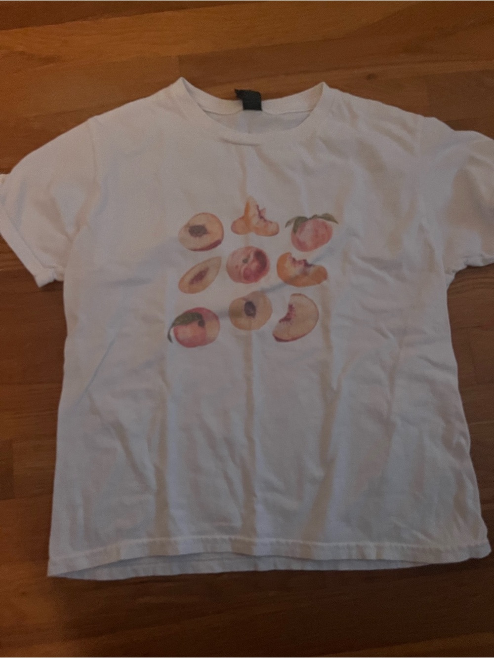 White Peach Graphic Short Sleeve Tee